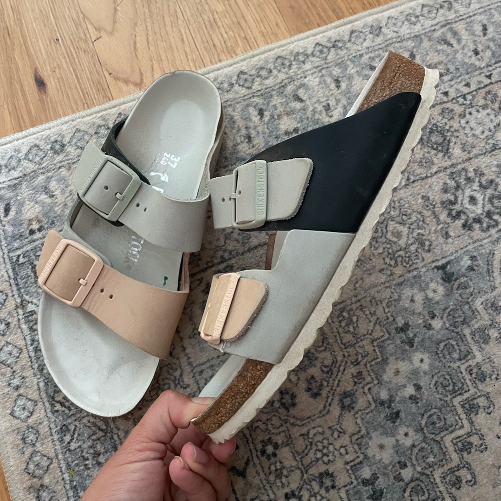 Birkenstock Women's Black and Tan Sandals